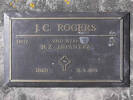 Headstone of Lieut John Cecil ROGERS 13077. Greenpark RSA Cemetery, Dunedin City Council, Block 1A, Plot 70. Image kindly provided by Allan Steel CC-BY 4.0.