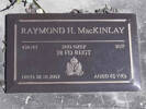 Headstone of Sgt Raymond Heatly MACKINLAY 436187. Greenpark RSA Cemetery, Dunedin City Council, Block 1A306. Image kindly provided by Allan Steel CC-BY 4.0.