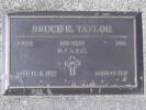 Headstone of Dvr Bruce Robert TAYLOR 378063. Greenpark RSA Cemetery, Dunedin City Council, Block 3A, Plot 45. Image kindly provided by Allan Steel CC-BY 4.0.