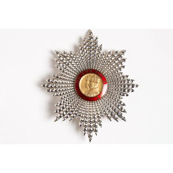 The Most Excellent Order of the British Empire : Knight Grand Cross (Civil) GBE (sash star)