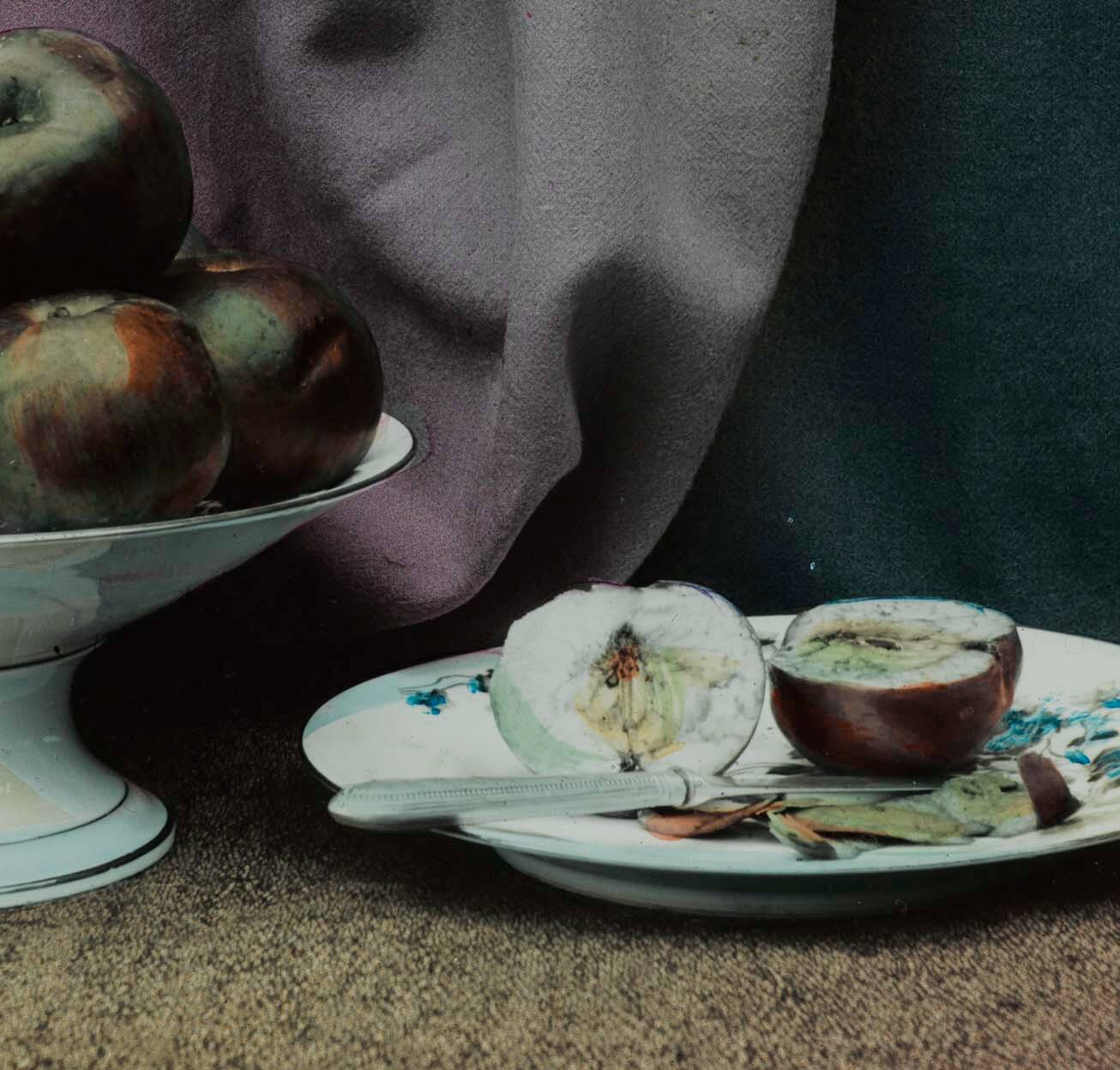 [Still life with Apples G82]