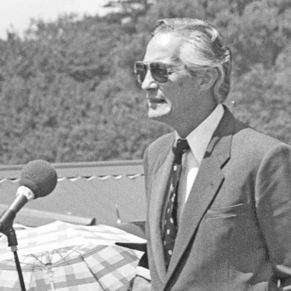 Applications now open for Sir Hugh Kawharu Scholarship