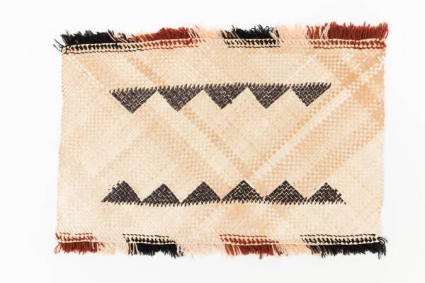 Potu tanini made by Malo Tulisi. AWMM 1989.7, 52975. Photographed by Jennifer Carol.