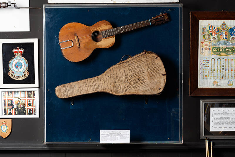 The mystery of the travelling guitar