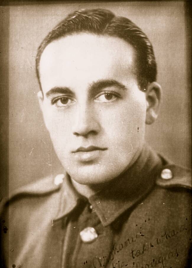 Dudley Ian Moffett Pohio Sinclair