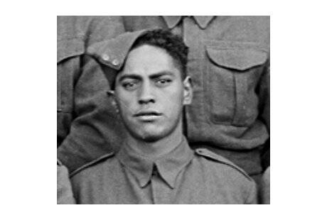 Tommy Grey Kaukau