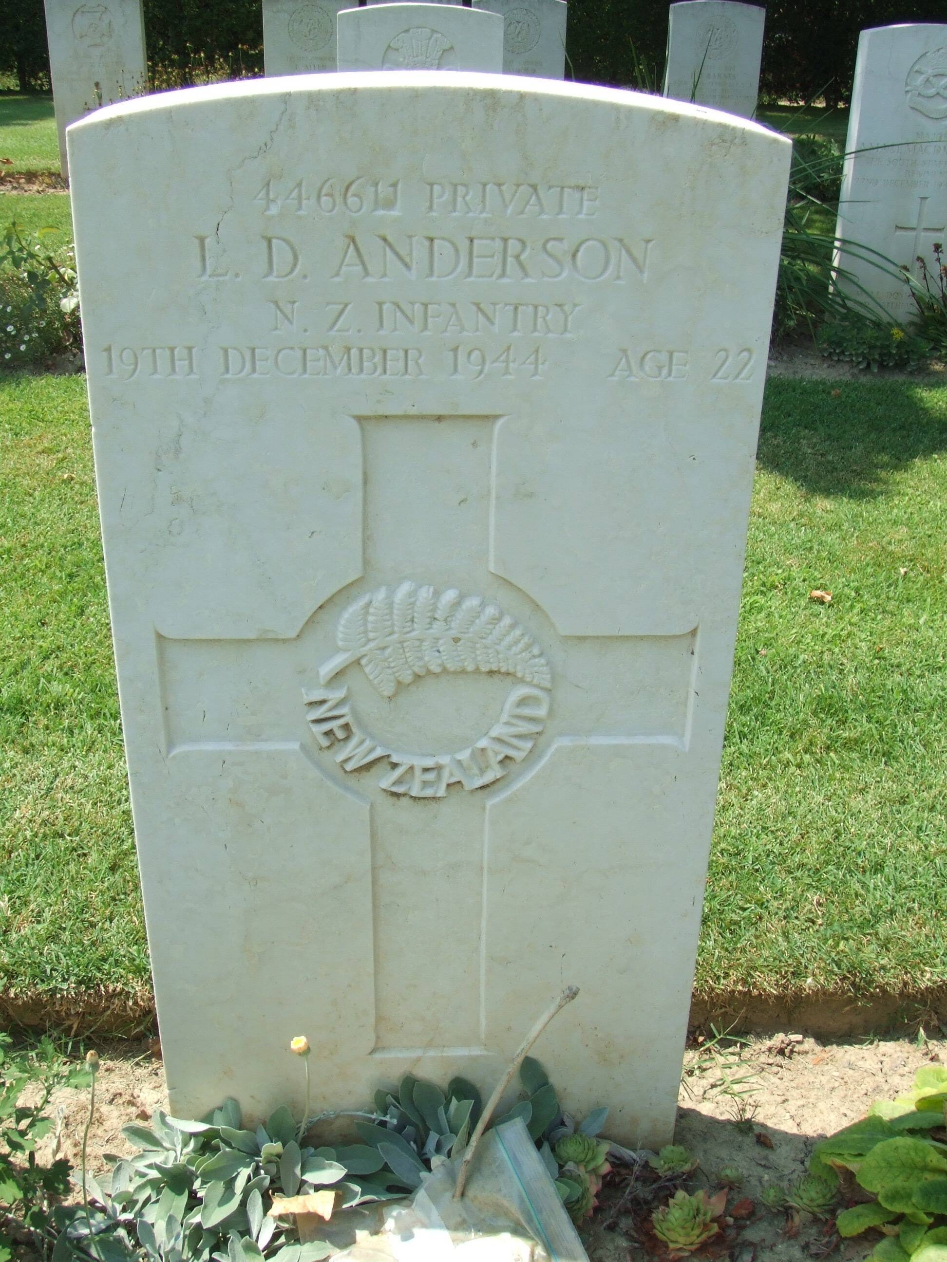 Leslie Douglas Anderson