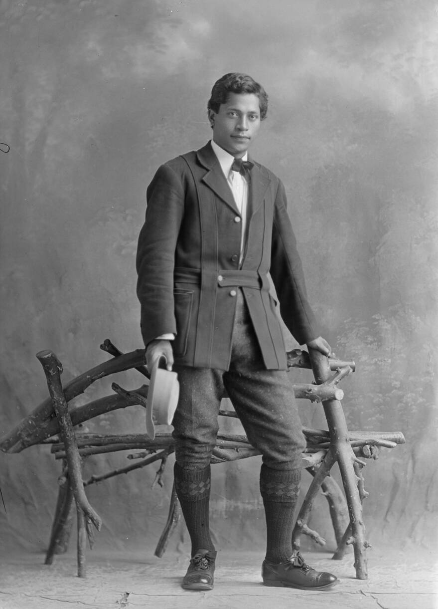 Ngare William Mangaroa
