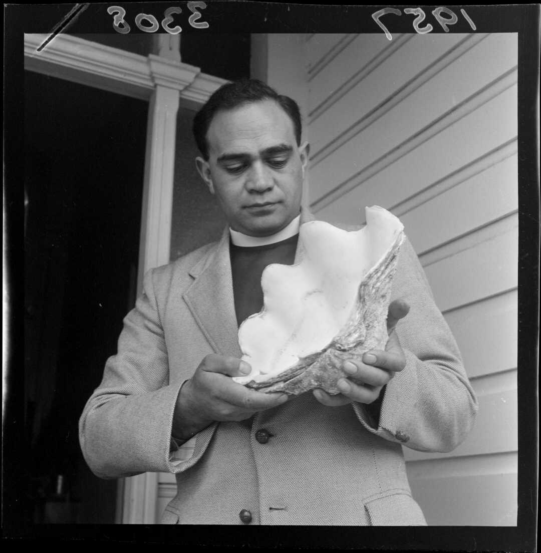 Whakahuihui Vercoe